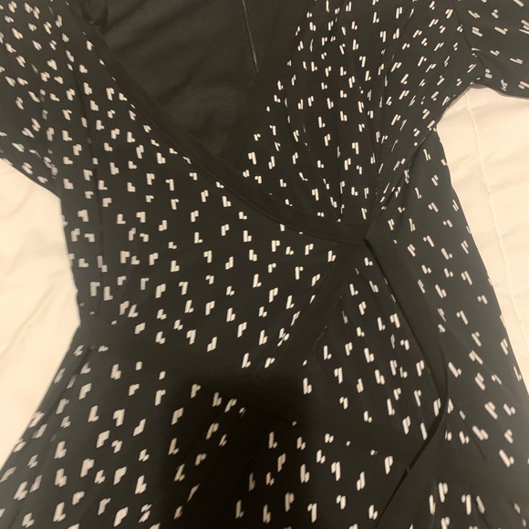 Le chateau front tie dress - XL - MS. CURVE~ - Picture 3 of 4
